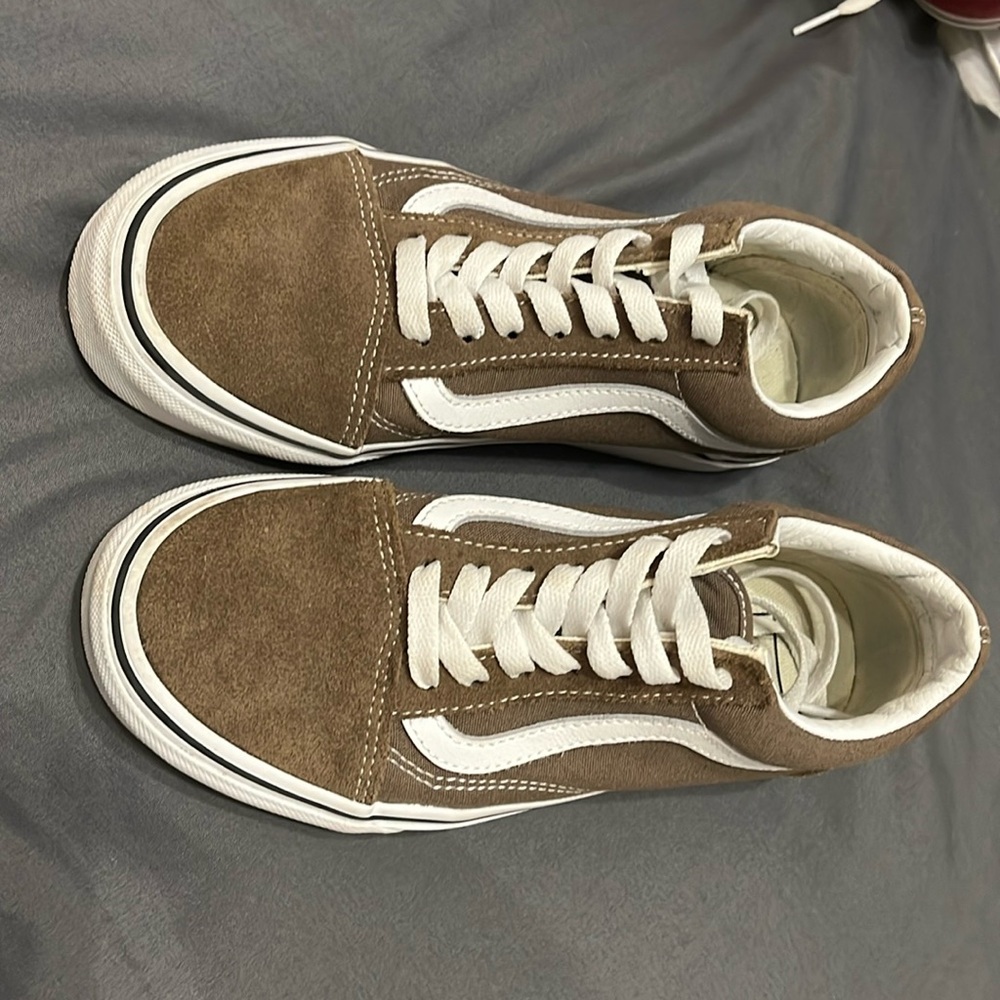 Brown vans size 5.5 in women’s